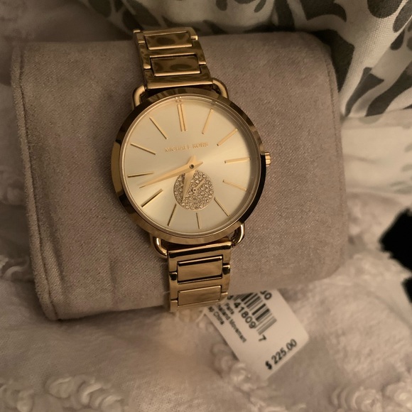BNIB Michael Kors Gold-tone Watch - Picture 4 of 5